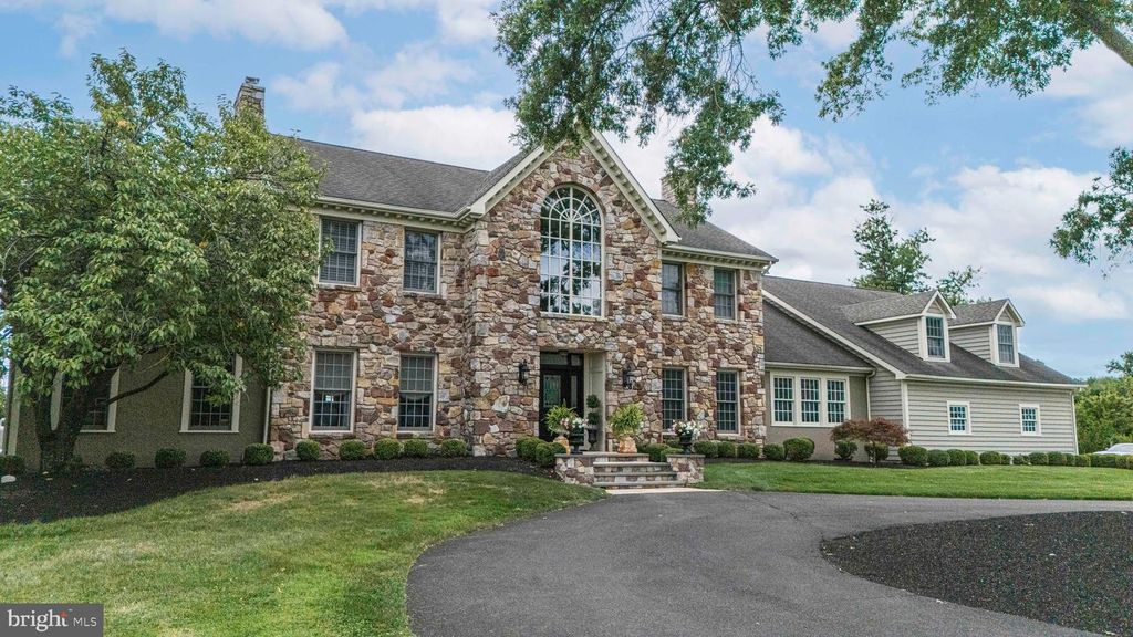 1349 WRIGHTSTOWN RD, NEWTOWN, PA 18940 — exterior