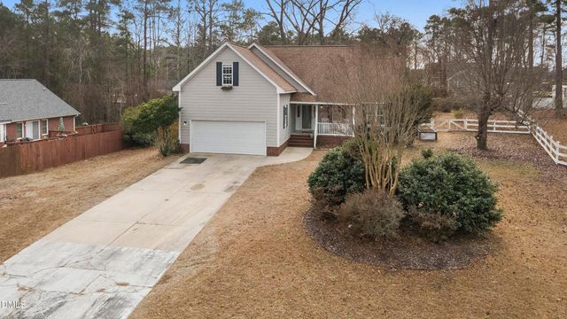 113 Zane Drive, Raeford, NC 28376