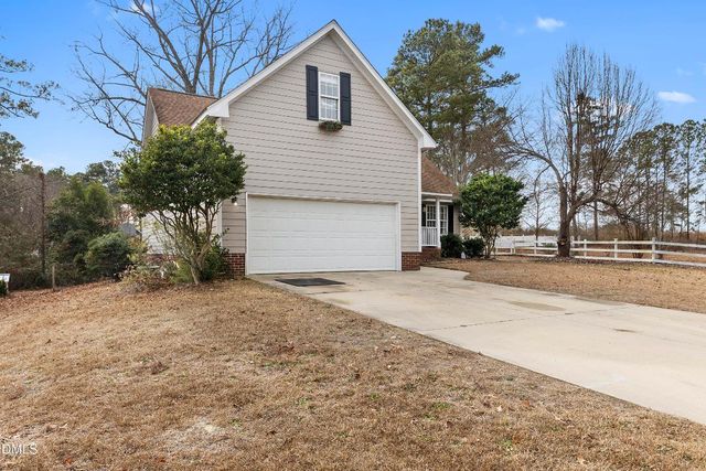 113 Zane Drive, Raeford, NC 28376