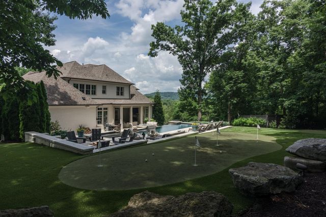 206 Jones Pkwy, Brentwood, TN 37027