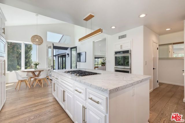 33002 Pacific Coast Highway, Malibu, CA 90265