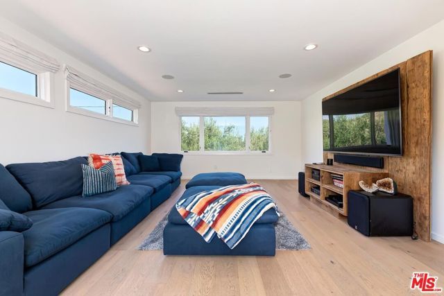 33002 Pacific Coast Highway, Malibu, CA 90265