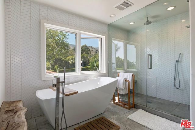 33002 Pacific Coast Highway, Malibu, CA 90265