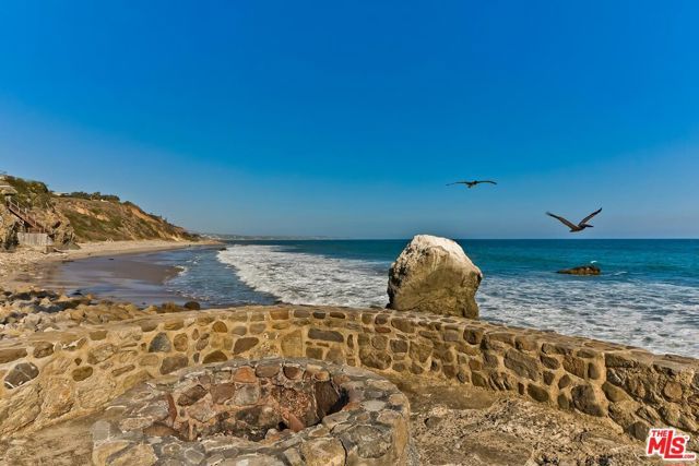 33002 Pacific Coast Highway, Malibu, CA 90265