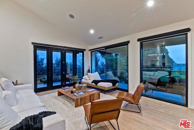33002 Pacific Coast Highway, Malibu, CA 90265