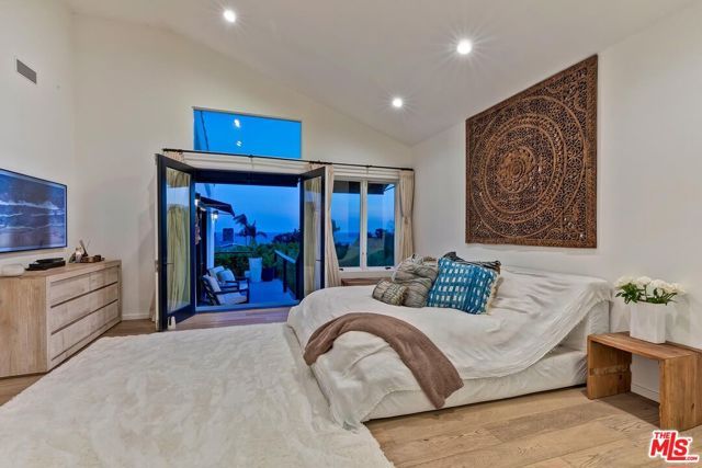 33002 Pacific Coast Highway, Malibu, CA 90265