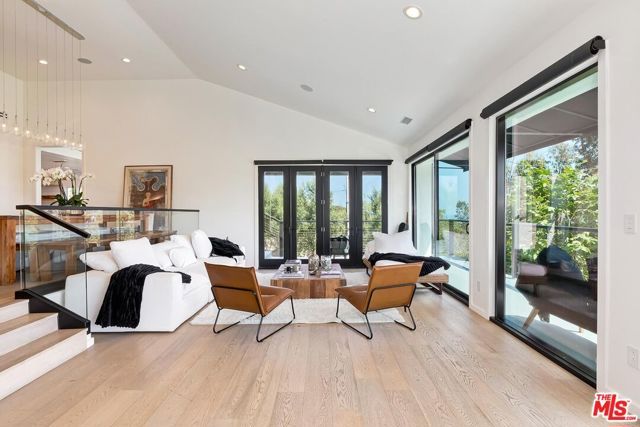 33002 Pacific Coast Highway, Malibu, CA 90265