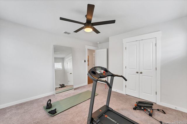 4323 W Vasquez Cir, Converse, TX 78109