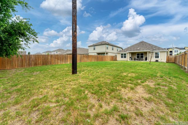4323 W Vasquez Cir, Converse, TX 78109