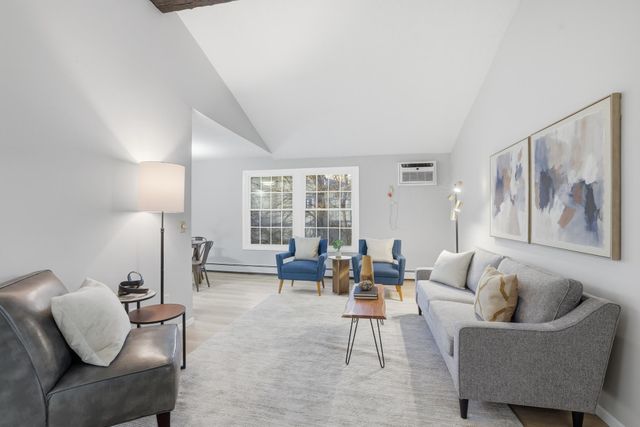 4584 Cedar Lake Road S 6, Saint Louis Park, MN 55416