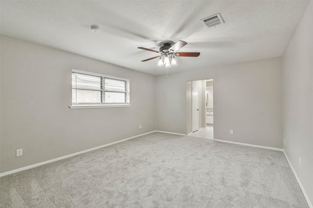 2302 E Clare Street, Deer Park, TX 77536