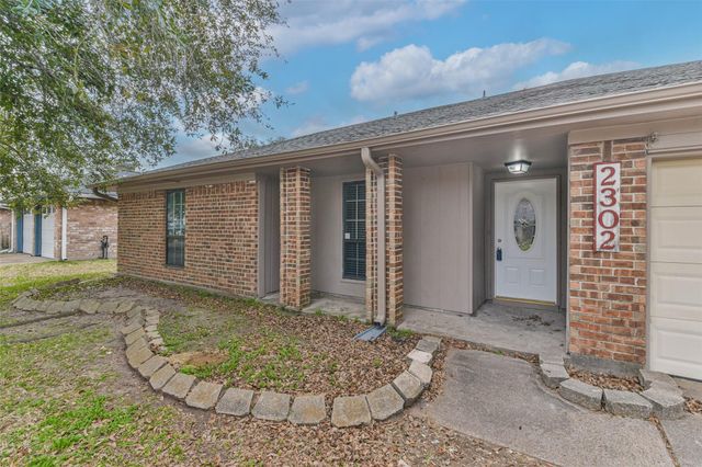 2302 E Clare Street, Deer Park, TX 77536