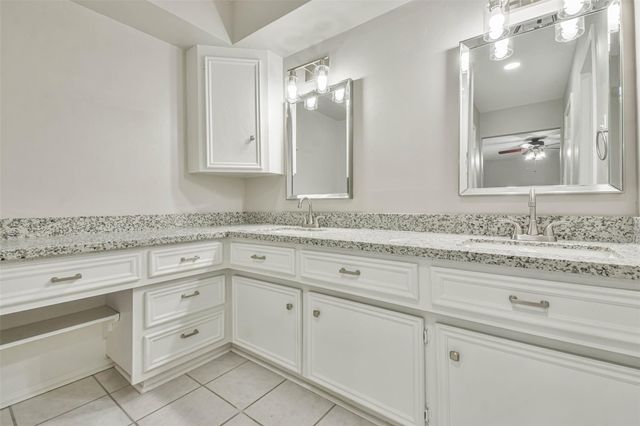 2302 E Clare Street, Deer Park, TX 77536