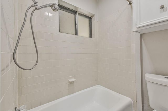 2302 E Clare Street, Deer Park, TX 77536