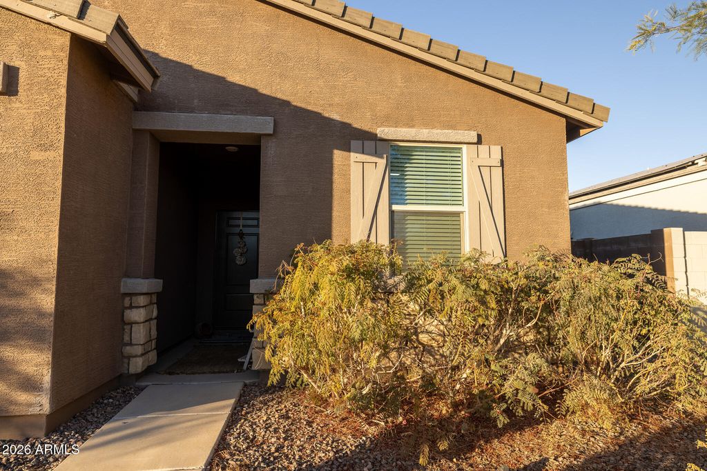3982 E SIDESADDLE Road, San Tan Valley, AZ 85140 — photo 2