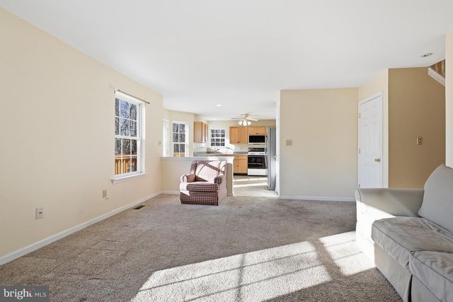 161 W FLAGSTONE DR, Newark, DE 19702