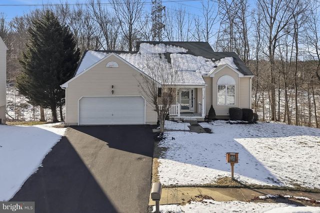 161 W FLAGSTONE DR, Newark, DE 19702