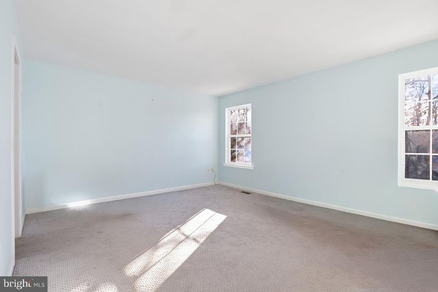 161 W FLAGSTONE DR, Newark, DE 19702