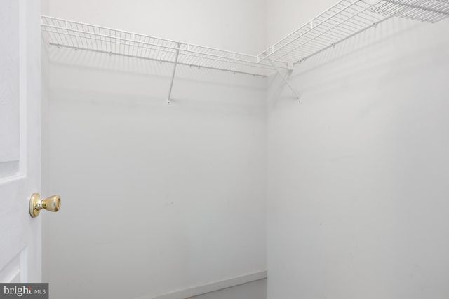 161 W FLAGSTONE DR, Newark, DE 19702