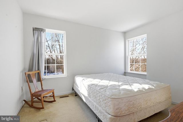 161 W FLAGSTONE DR, Newark, DE 19702