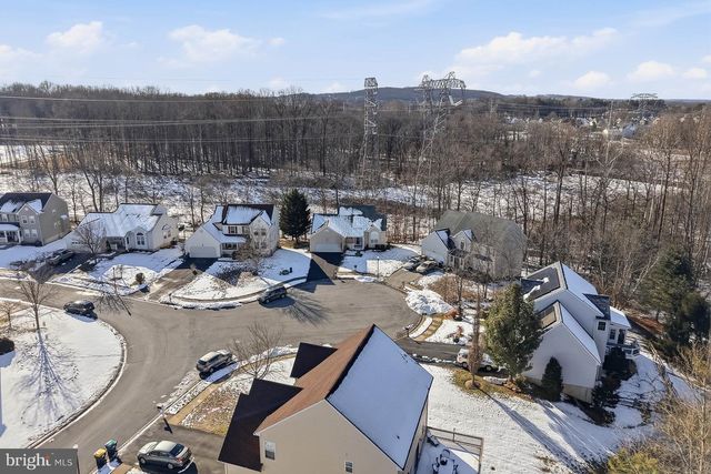 161 W FLAGSTONE DR, Newark, DE 19702