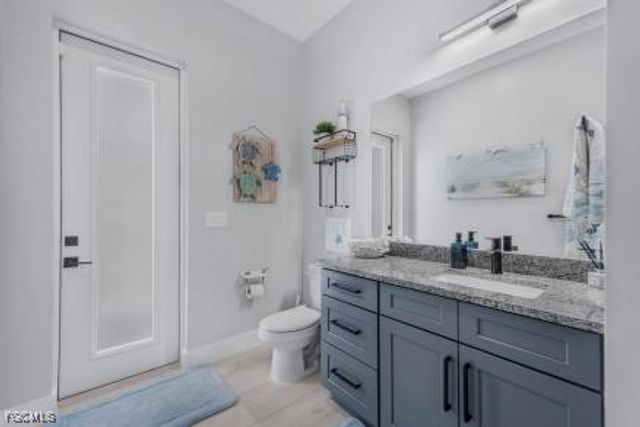 2004 NW 17th AVE, Cape Coral, FL 33993