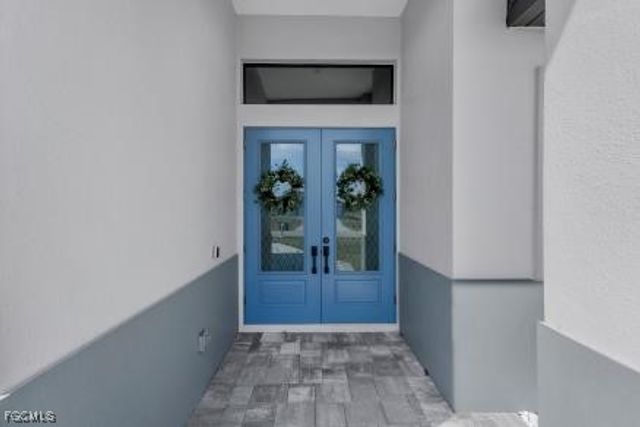 2004 NW 17th AVE, Cape Coral, FL 33993