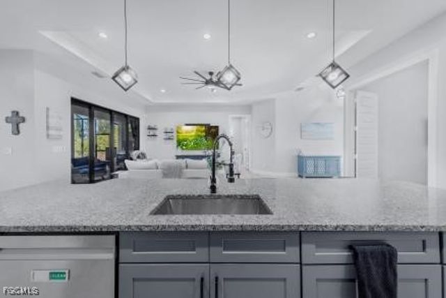 2004 NW 17th AVE, Cape Coral, FL 33993