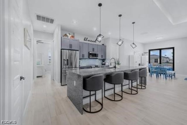 2004 NW 17th AVE, Cape Coral, FL 33993