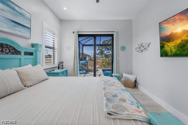 2004 NW 17th AVE, Cape Coral, FL 33993