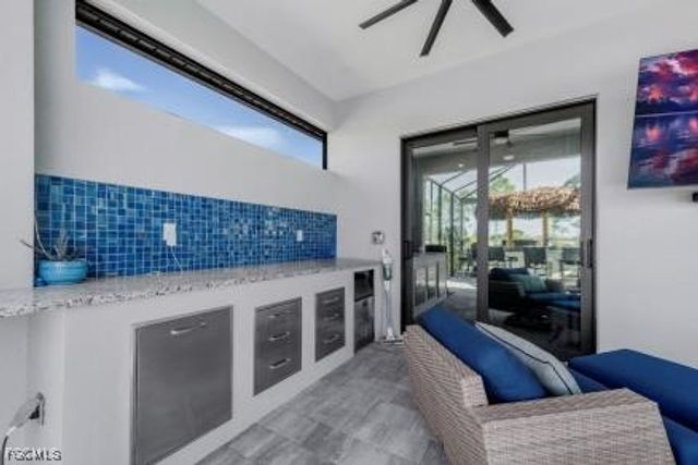 2004 NW 17th AVE, Cape Coral, FL 33993