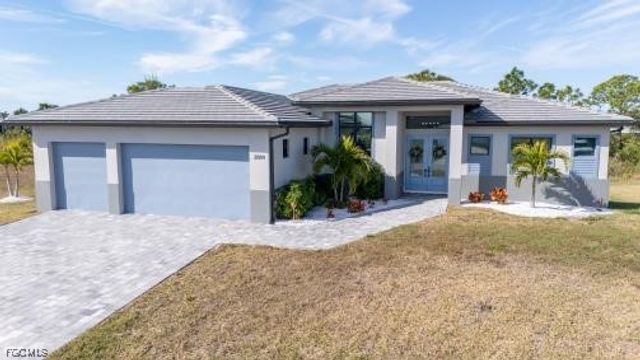 2004 NW 17th AVE, Cape Coral, FL 33993