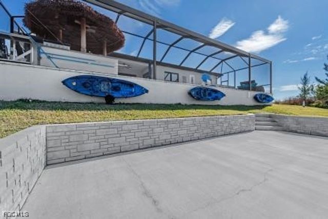 2004 NW 17th AVE, Cape Coral, FL 33993