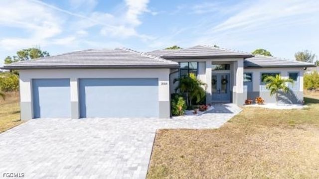2004 NW 17th AVE, Cape Coral, FL 33993