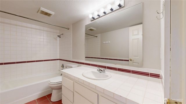 5810 Meridian Road SE, Olympia, WA 98513