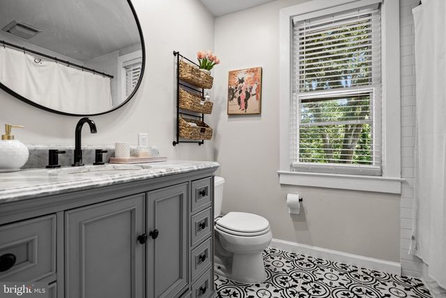 110 WOODBINE AVE, Merchantville, NJ 08109