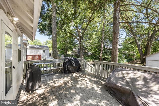 110 WOODBINE AVE, Merchantville, NJ 08109