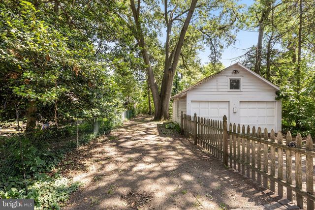 110 WOODBINE AVE, Merchantville, NJ 08109