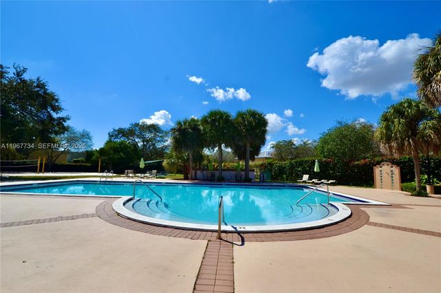 15115 SW 109th St, Miami, FL 33196