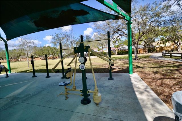 15115 SW 109th St, Miami, FL 33196