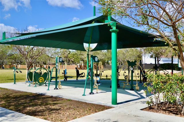 15115 SW 109th St, Miami, FL 33196