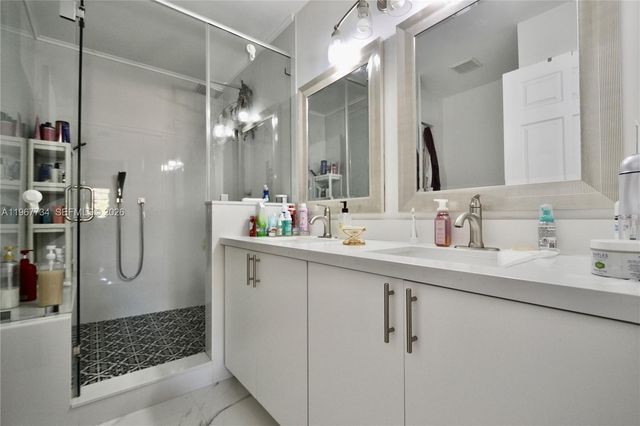 15115 SW 109th St, Miami, FL 33196