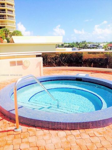 20185 E Country Club Dr 2505, Aventura, FL 33180