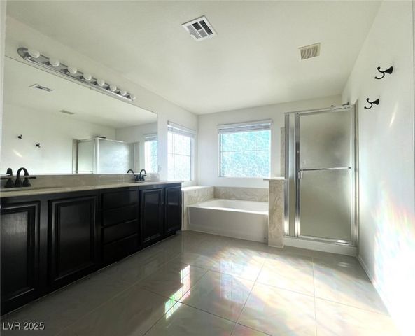 6316 Silver Edge Street, North Las Vegas, NV 89031