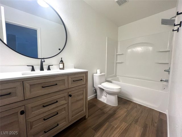 6316 Silver Edge Street, North Las Vegas, NV 89031