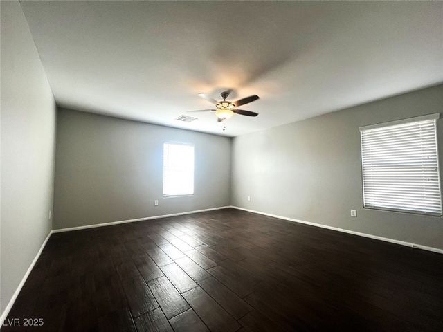 6316 Silver Edge Street, North Las Vegas, NV 89031