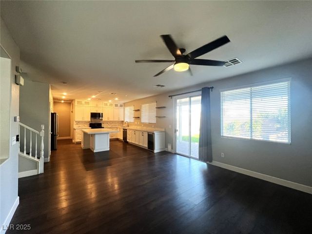 6316 Silver Edge Street, North Las Vegas, NV 89031