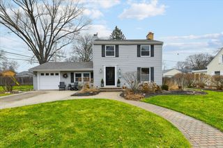 1334 S 5th Street, St. Charles, IL 60174