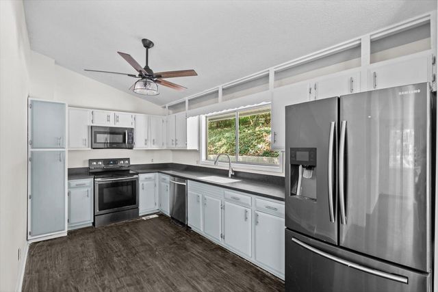 1014 Desota Drive, Dalton, GA 30720