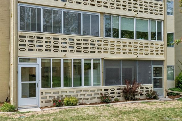 755 S Alton Way 2A, Denver, CO 80247